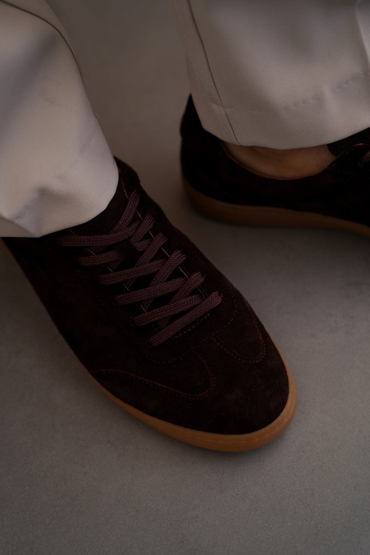 STREETWEAR LOW-TOP LEATHER SNEAKERS