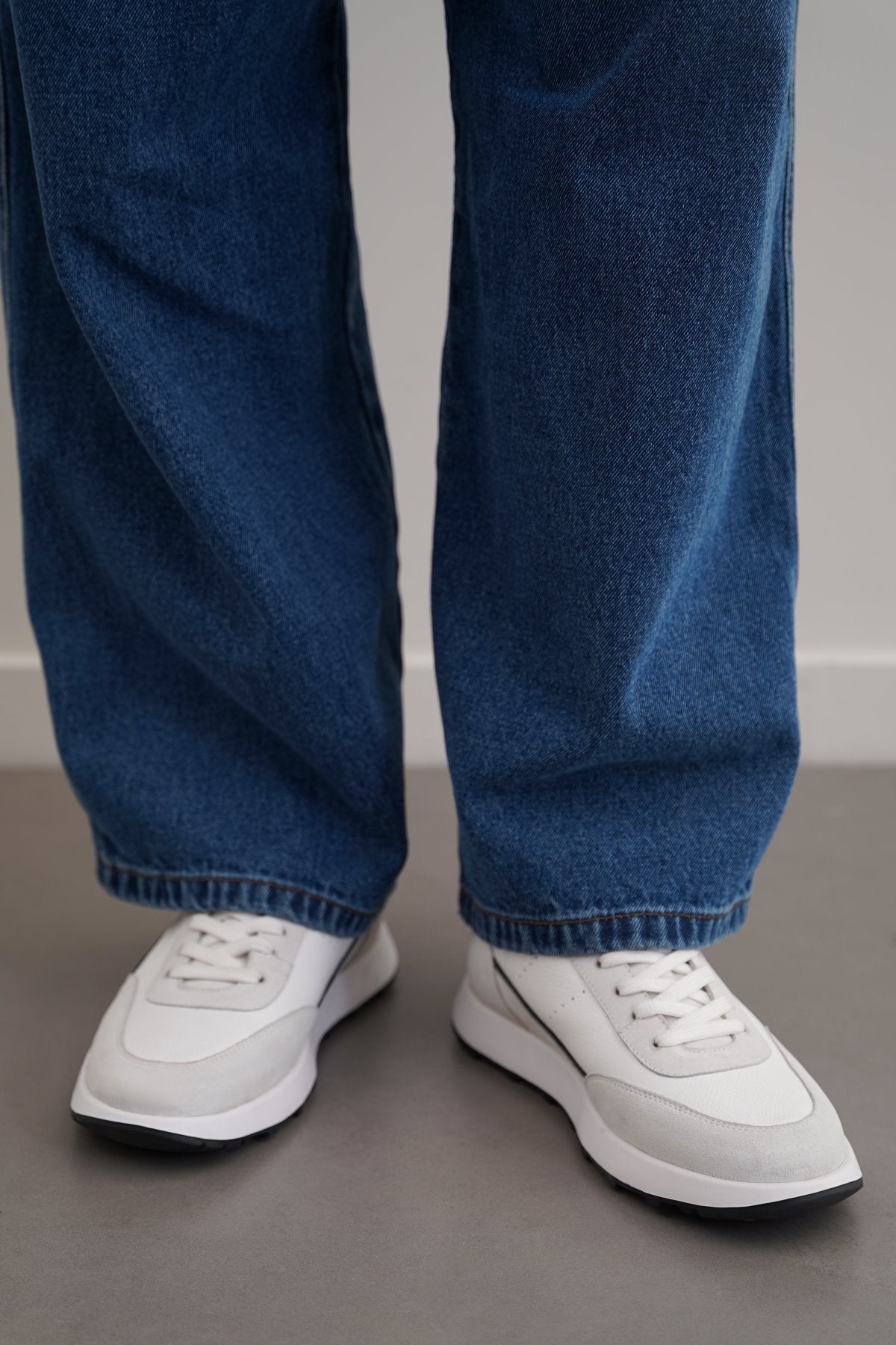 AIR LEATHER SNEAKERS