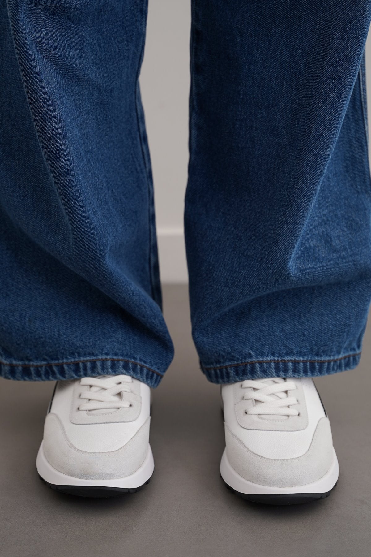 AIR LEATHER SNEAKERS