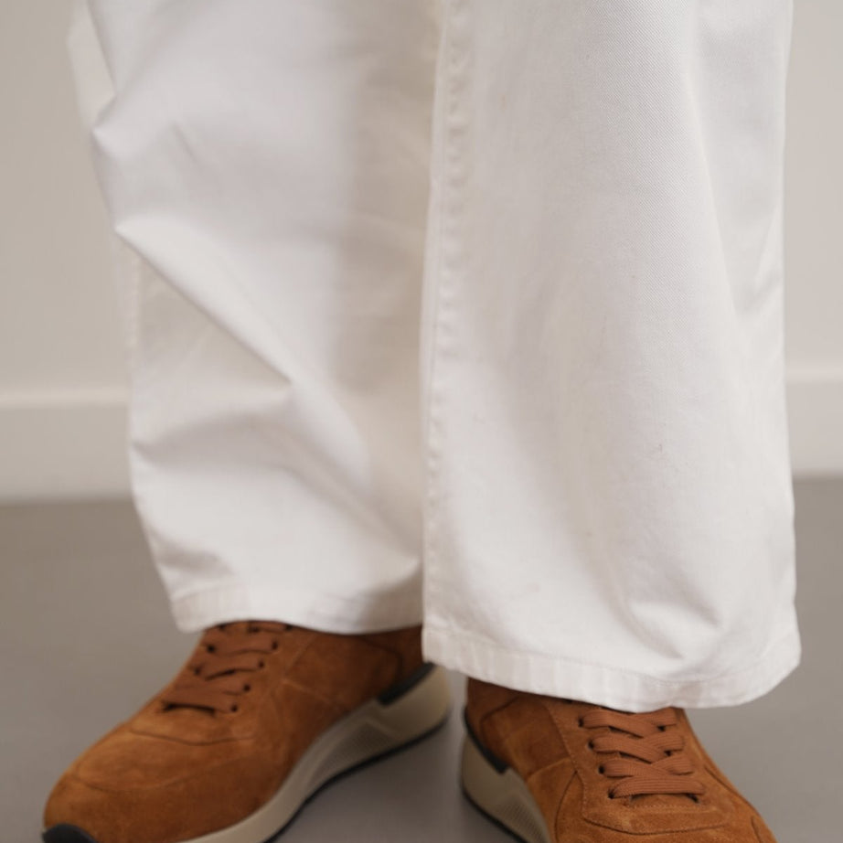 LACE-UP LEATHER SNEAKERS