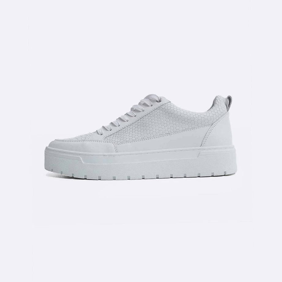 TEXTURED LEATHER SNEAKERS